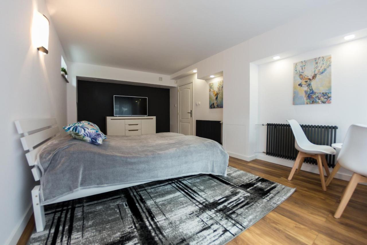 Villa Lupus - Apartament Z Prywatna Sauna 스클라르스카포렘바 외부 사진